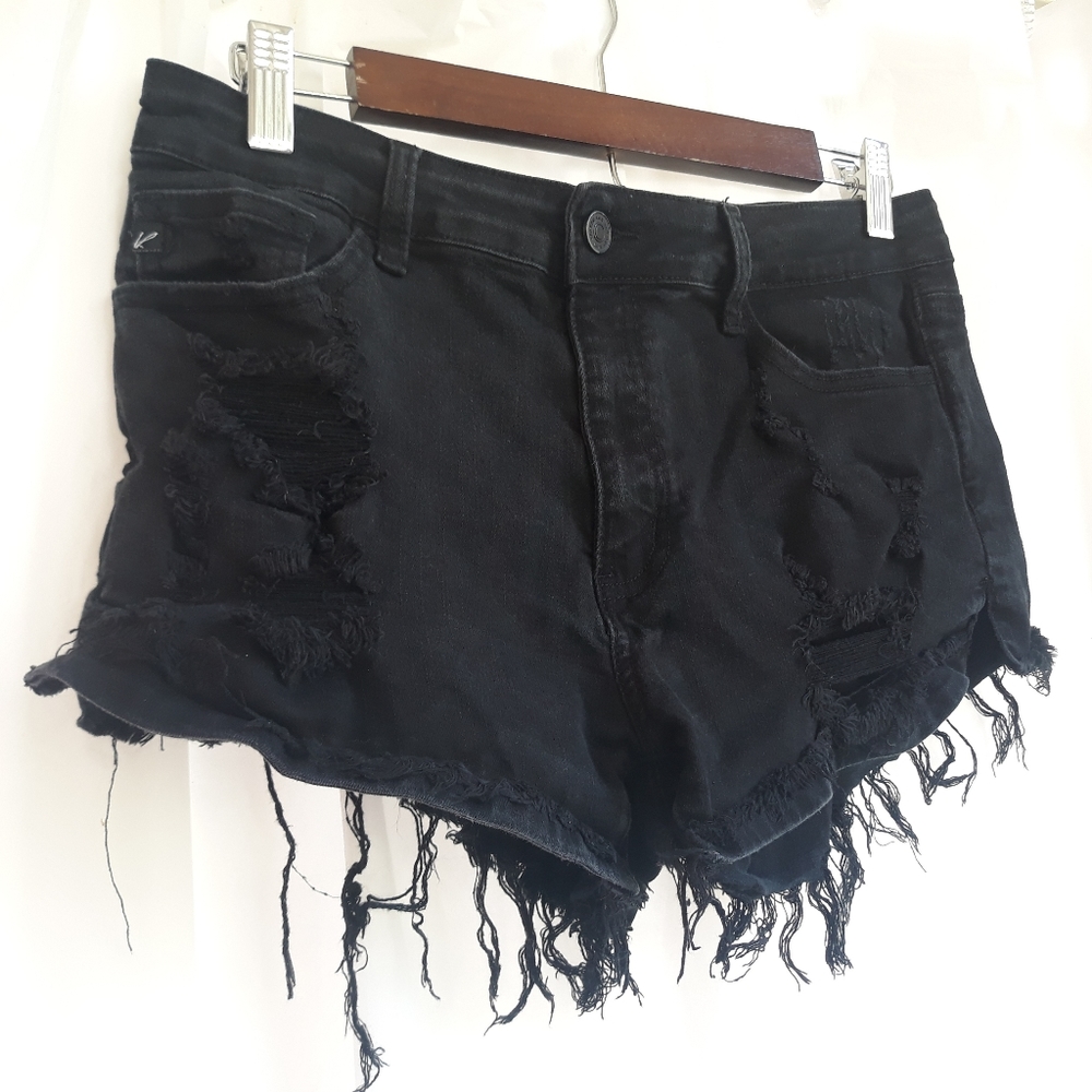 KanCan distressed Women's shorts. Sz 29.